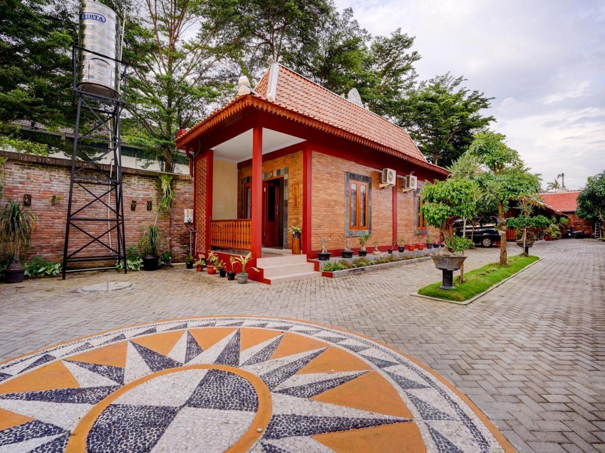 Super Oyo Collection O 90265 Cempoko Mulyo Homestay Syariah Tugu Esterno foto