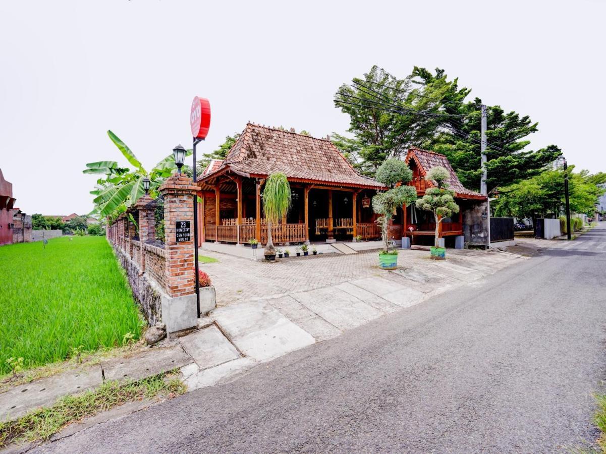 Super Oyo Collection O 90265 Cempoko Mulyo Homestay Syariah Tugu Esterno foto