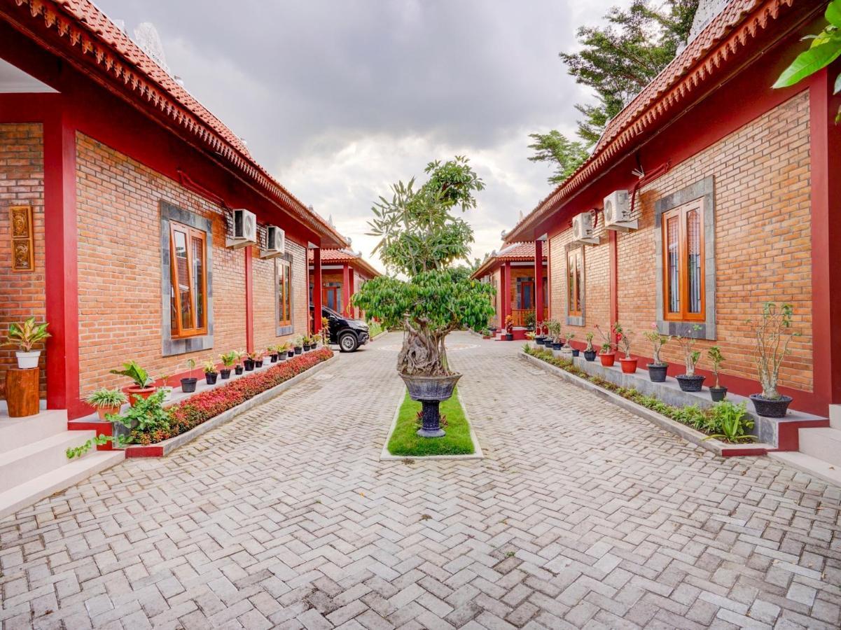 Super Oyo Collection O 90265 Cempoko Mulyo Homestay Syariah Tugu Esterno foto